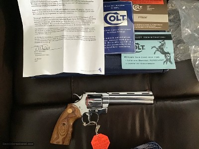COLT PYTHON 357 MAGNUM “ELITE” RARE BRIGHT STAINLESS, 6” BARREL, NEW UN FIRED, UNTURNED, 100% COND. IN THE BOX WITH OWNERS MANUAL, HANG TAG, ETC. - Image 2 of 7
