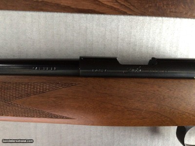 KIMBER OF OREGON 82, 22 LR., 22” BARREL, NEW IN THE BOX WITH OWNERS MANUAL - Image 8 of 10