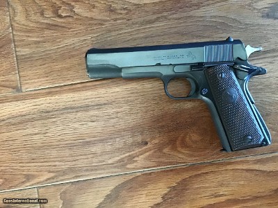 COLT GOVERNMENT 38 SUPER, MFG. 1954, 99+% COND IN THE ORIGINAL BOX WITH OWNERS MANUAL - Image 3 of 5