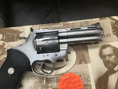 COLT ANACONDA 45 LC. 4” STAINLESS, MFG. 1994, NEW UNFIRED IN THE BOX - Image 2 of 7