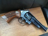 SMITH & WESSON 27-2, 357 MAGNUM, RARE 5” BLUE, TARGET TRIGGER, TARGET HAMMER, TARGET GRIPS,, NEW UNFIRED IN WOOD PRESENTATION BOX - 4 of 6