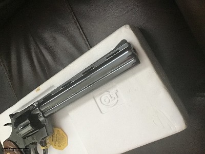 COLT PYTHON “TARGET” 38 SPC. 8” BARREL, ROYAL BLUE, NEW UNFIRED, UNTURNED 100% COND. IN THE BOX WITH OWNERS MANUAL, HANG TAG, ETC. - Image 7 of 8