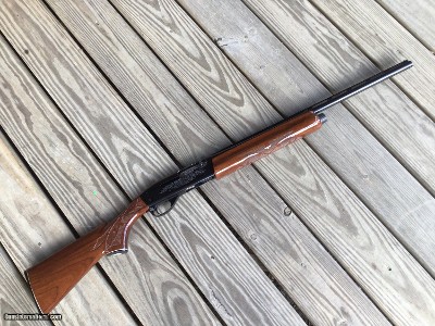 REMINGTON 1100 LT. 20 FACTORY YOUTH/ LADY, 21” IMPROVED CYLINDER, VENT RIB, 99+% COND.