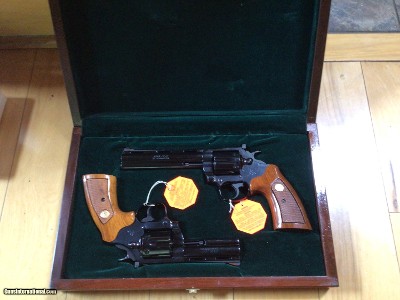 COLT BOA 357 MAGNUM CONSECUTIVE SERIAL NUMBERS 0073 & 0074, FROM LEW HORTON, NEW UNFIRED IN PRESENTATION WOODEN BOX THAT CAME WITH THE LEW HORTON SETS