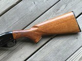 REMINGTON 1100 LW., 28 GA. 25” MOD. VENT RIB, EARLY MFG. WITH MAHOGANY WOOD 99+% COND. - 3 of 7