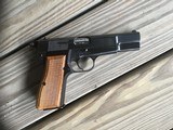 BROWNING BELGIUM HI POWER 9 MM, 1969 MFG., RING HAMMER, NEW, APPEARS UNFIRED 100% COND. IN THE ZIPPER BROWNING CASE WITH OWNERS MANUAL - 3 of 3