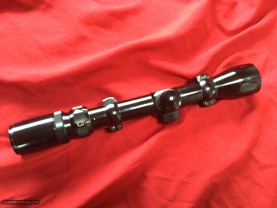 BUSHNELL BANNER VARIABLE 3X-9X RIFLE SCOPE, DUPLEX RETICLE, WTH RINGS, LIKE NEW