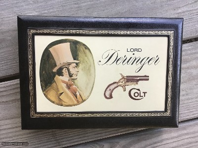 COLT “LORD” DERRINGER SET, 22 SHORT CAL. IN THE ATTRACTIVE WOOD PRESENTATION CASE - Image 2 of 5