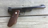 COLT WOODSMAN BULLSEYE MATCH TARGET 22 LR. MFG. 1940, FACTORY ELEPHANT EAR GRIPS, COMES WITH OWNERS MANUAL - 2 of 4