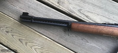 MARLIN 1894S 44-40 CAL. 20” BARREL JM STAMPED, NEW IN THE BOX WITH OWNERS MANUAL & HAMMER SPUR - Image 5 of 11