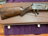 BROWNING A-5’ LT-20 “DUCKS UNLIMITED” 26” INVECTOR BARREL, NEW UNFIRED 100% COND. IN BROWNING DUCK UNLIMITED HARD CASE WITH 3 CHOKE TUBES & WRENCH - 4 of 5