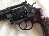 SMITH & WESSON 29 NO DASH 44 MAGNUM 6 1/2” BLUE, IN SMITH WOOD PRESENTATION CASE WITH CLEANING TOOLS, 99% COND. POSSIBLY UNFIRED - 5 of 9