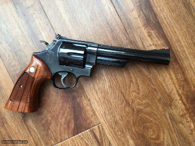 SMITH & WESSON 57 NO DASH, 41 MAGNUM 6” BLUE, IN THE SMITH WOOD PRESENTATION CASE WITH CLEAING TOOLS, ALSO COMES IN THE FACTORY SHIPPING CARTON - Image 2 of 4