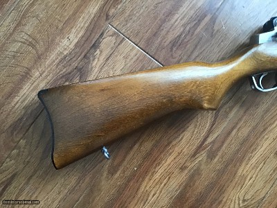 RUGER MINI-14, 223 CAL. MFG. 1980, 99% COND. COME WITH RUGER REGULAR, MAG. & 30 ROUND AFTER MARKET MAG. & 80 ROUNDS OF 223 CAL RELOADS - Image 3 of 8