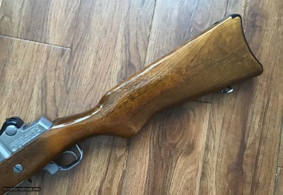 RUGER MINI-14, 223 CAL. MFG. 1980, 99% COND. COME WITH RUGER REGULAR, MAG. & 30 ROUND AFTER MARKET MAG. & 80 ROUNDS OF 223 CAL RELOADS - Image 4 of 8