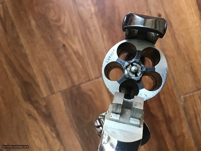 SMITH & WESSON SAFETY HAMMERLESS, LEMON SQUEEZER, TOP BREAK 32 S&W CAL. 3 1/2” BARREL, FACTORY NICKEL, MFG.BEFORE 1905, APPEARS UNFIRED - Image 6 of 7