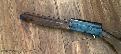 BROWNING A-5, SWEET-16, 26” VENT RIB, NEW UNFIRED IN THE BOX WITH 3 CHOKE TUBES & WRENCH - Image 4 of 9
