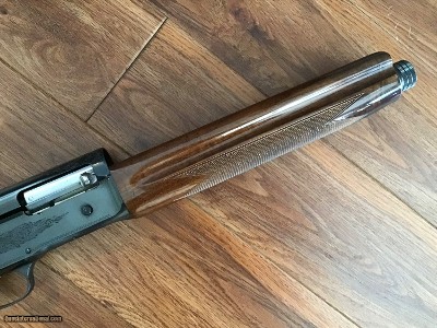 BROWNING A-5, SWEET-16, 26” VENT RIB, NEW UNFIRED IN THE BOX WITH 3 CHOKE TUBES & WRENCH - Image 7 of 9