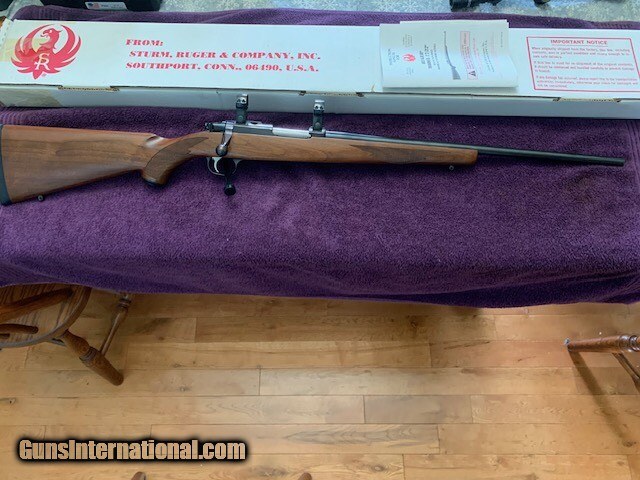 RUGER 77, 22 HORNET CAL.., LIKE NEW IN THE BOX