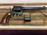 HIGH STANDARD HIGH SIERRA CONVERTIBLE 22 LR. & 22 MAGNUM 7 1/2” OCTAGON BARREL IN PRESENTATION CASE, EXC. COND - 2 of 5
