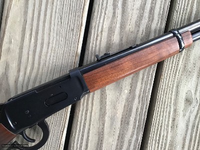 WINCHESTER 94 TRAPPER 45 LONG COLT, 16” SIDE EJECT CARBINE, NEW UNFIRED IN THE BOX WITH OWNERS MANUAL, HANG TAG & WARRANTY CARD - Image 4 of 10