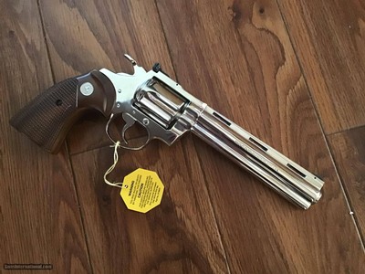 COLT DIAMONDBACK 22 LR. 6” BRIGHT NICKEL, NEW, UNFIRED, UNTURNED 100% COND. NO DISAPPOINTMENTS - Image 3 of 5