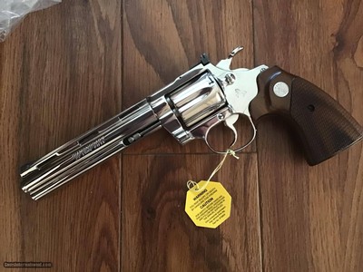 COLT DIAMONDBACK 22 LR. 6” BRIGHT NICKEL, NEW, UNFIRED, UNTURNED 100% COND. NO DISAPPOINTMENTS - Image 4 of 5