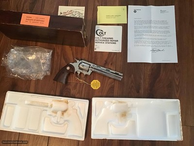 COLT DIAMONDBACK 22 LR. 6” BRIGHT NICKEL, NEW, UNFIRED, UNTURNED 100% COND. NO DISAPPOINTMENTS - Image 2 of 5