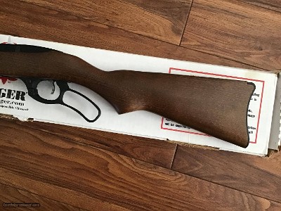 RUGER 96LEVER ACTION 17 HMR CAL. NEW UNFIRED IN THE BOX WITH OWNERS MANUAL, ETC. - Image 2 of 6