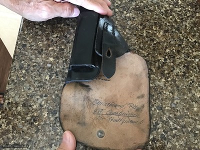WALTHER PP 9MM CAL. GERMAN MFG. IN THE BOX WITH OWNERS MANUAL, TEST TARGET, CLEANING TOOL, APPEARS UNFIRED WITHOUT A MARK ON IT - Image 5 of 7