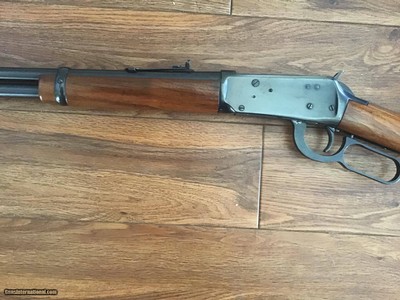 WINCHESTER 94 30-30 CAL. WALNUT WOOD, MFG. 1977, 99% COND. - Image 3 of 7
