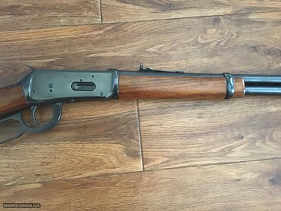 WINCHESTER 94 30-30 CAL. WALNUT WOOD, MFG. 1977, 99% COND. - Image 4 of 7