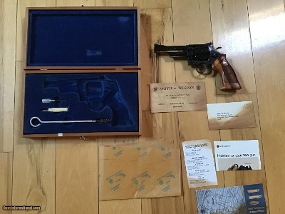 SMITH & WESSON 27-2, N- SERIAL NUMBER, RARE 5” APPEARS UNFIRED SINCE LEAVING THE FACTORY MFG. 1977