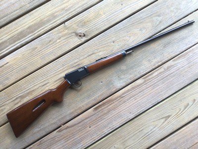 WINCHESTER 63, 22 LR. ALL ORIGINAL FINISH ON WALNUT & ORIGINAL BLUE WHICH IS 99% COND.