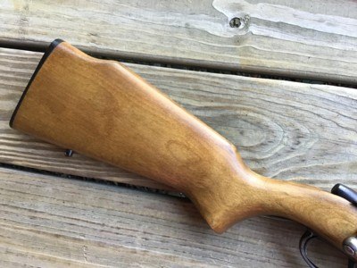 REMINGTON 581 BOLT ACTION CLIP FED, 22 LR. WALNUT STOCK, 99% COND. - Image 6 of 8