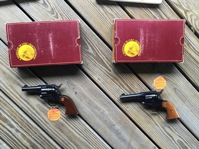 COLT SHERIFF EDITION 45 LC. 3” & 4” BARRELS, ROYAL BLUE, CONSECUTIVE SERIAL NUMBER SET MADE IN THE COLT CUSTOM SHOP - Image 2 of 6