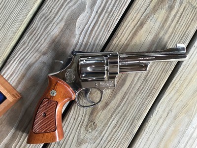 SMITH & WESSON 27-2, 357 MAGNUM 6 1/2” BRIGHT NICKEL, NEW IN FACTORY WOOD PRESENTATION CASE WITH OWNERS MANUAL ETC. - Image 3 of 4