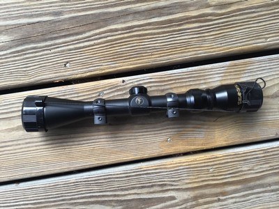 TASCO WORLD CLASS 3X-9X-40 VARIABLE WITH DUPLEX CROSS HAIRS RETICLE, COMES WITH RINGS & MOUNT SET & LENS PROTECTORS