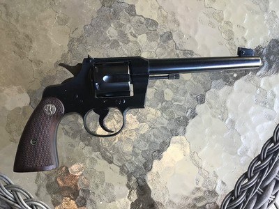 COLT OFFICERS MODEL 32 LC. CAL. 6” HEAVY BARREL, PATRIDGE SIGHTS MFG. 1939, APPEARS UNFIRED IN BOX - Image 4 of 8