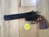 COLT DIAMONDBACK 22 LR. 6” BLUE LIKE NEW IN THE BOX WITH OWNERS MANUAL, HANG TAG, COLT LETTER, ETC. - 2 of 4
