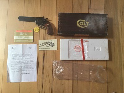 COLT DIAMONDBACK 22 LR. 6” BLUE LIKE NEW IN THE BOX WITH OWNERS MANUAL, HANG TAG, COLT LETTER, ETC.
