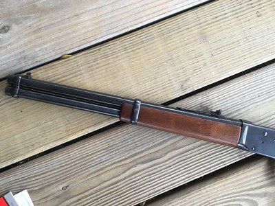WINCHESTER 94 LEVER ACTION 357 MAGNUM TRAPPER, TANG SAFETY 16” BARREL, NEW UNFIRED IN THE BOX WITH HANG TAG & OWNERS MANUAL - Image 6 of 10