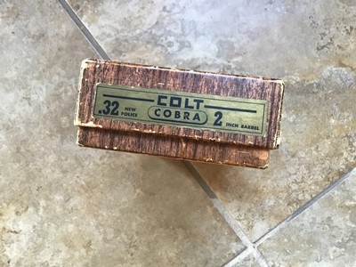 COLT COBRA 2” BLUE, “RARE” 32 NEW POLICE CAL. IN THE BOX WITH OWNERS MANUAL & CLEANING BRUSH - Image 2 of 4