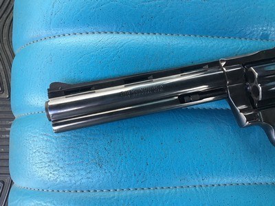 COLT DIAMONDBACK 38 SPC. “RARE 6” BLUE” NEW UNFIRED 100% COND. NO TURN RING,IN THE BOX WITH OWNERS MANUAL, HANG TAG & ETC. - Image 2 of 6