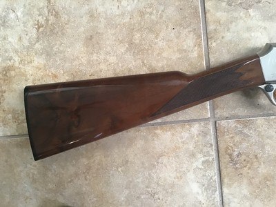 BROWNING BAR GRADE 2, GOLD TRIGGER, FANTASTIC FANCY WALNUT, ENGRAVED RECEIVER WITH RABBIT ONE SIDE & SQUIRREL ON THE OTHER SIDE, 22 LR. 99++++% COND - Image 8 of 9