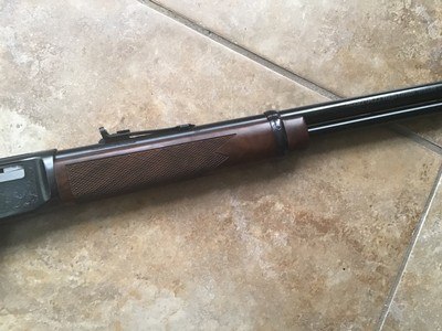 WINCHESTER 9422 22 LR. HIGH GRADE TRIBUTE TRADITIONAL WITH GOLD HORSE RIDER, 20” BARREL, NEW UNFIRED IN THE BOX WITH SHIPPING CARTON - Image 5 of 13
