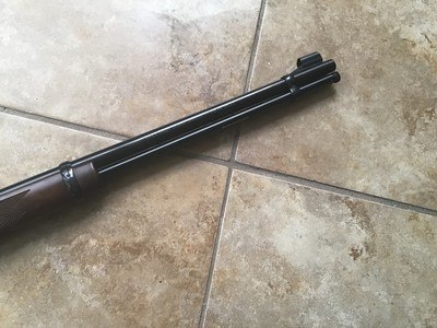 WINCHESTER 9422 22 LR. HIGH GRADE TRIBUTE TRADITIONAL WITH GOLD HORSE RIDER, 20” BARREL, NEW UNFIRED IN THE BOX WITH SHIPPING CARTON - Image 6 of 13