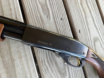 REMINGTON 870 WINGMASTER 28 GA. 25” REM CHOKE VENT RIB, NEW UNFIRED IN THE BOX WITH 3 CHOKE TUBES & WRENCH & OWNERS MANUAL - Image 4 of 11