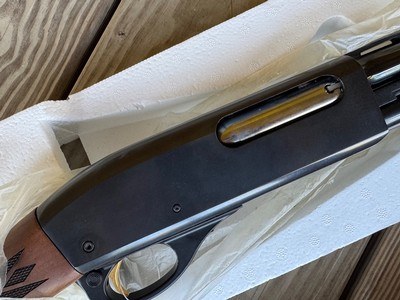 REMINGTON 870 WINGMASTER 28 GA. 25” REM CHOKE VENT RIB, NEW UNFIRED IN THE BOX WITH 3 CHOKE TUBES & WRENCH & OWNERS MANUAL - Image 11 of 11
