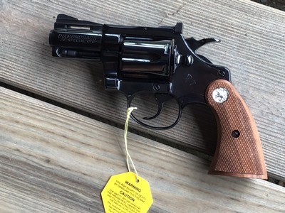 COLT DIAMONDBACK 38 SPC. 2 1/2” BLUE, NEW UNFIRED, NO TURN RING, IN THE BOX WITH OWNERS MANUAL, HANG TAG, ETC. - Image 3 of 5